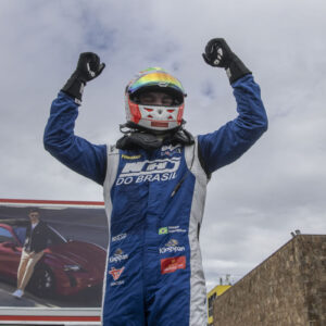 thiagovivacqua-comemorando